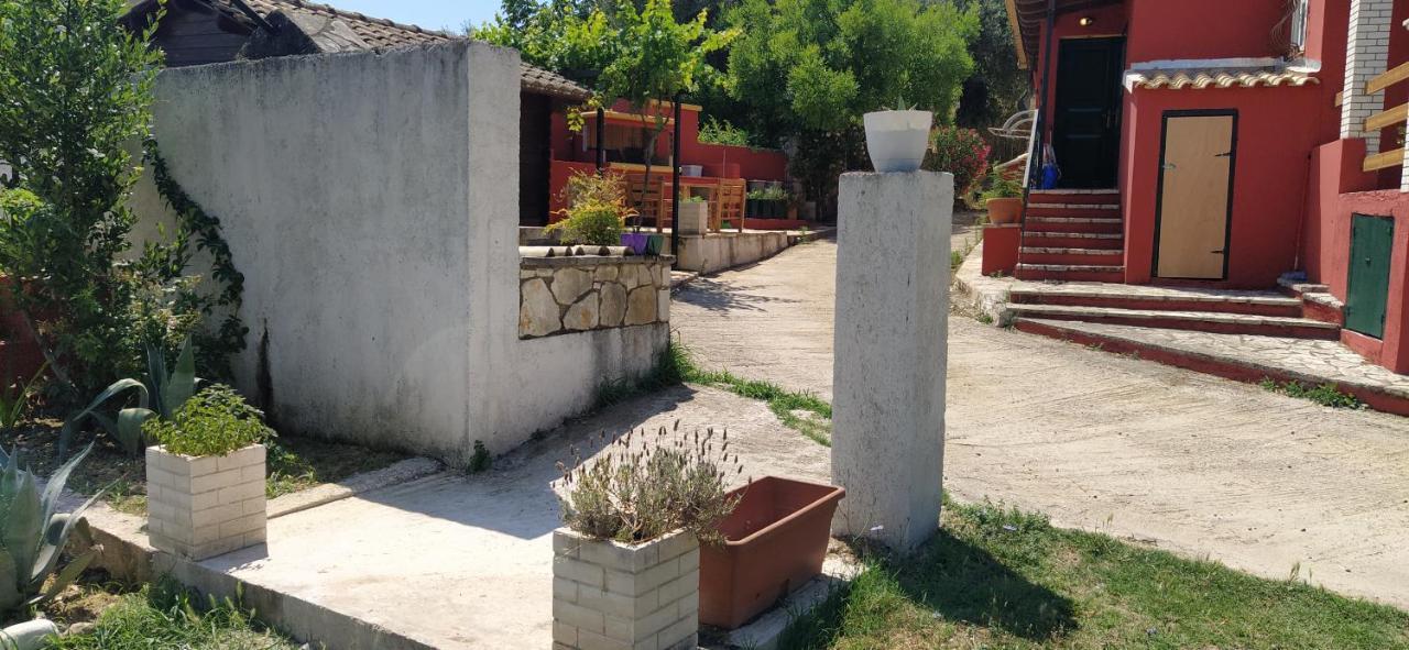 House In The Country ξενώνας Βάτος Εξωτερικό φωτογραφία