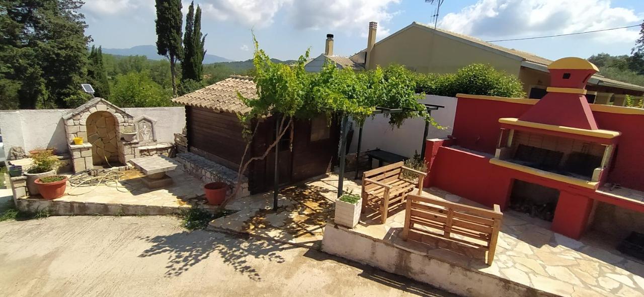 House In The Country ξενώνας Βάτος Εξωτερικό φωτογραφία