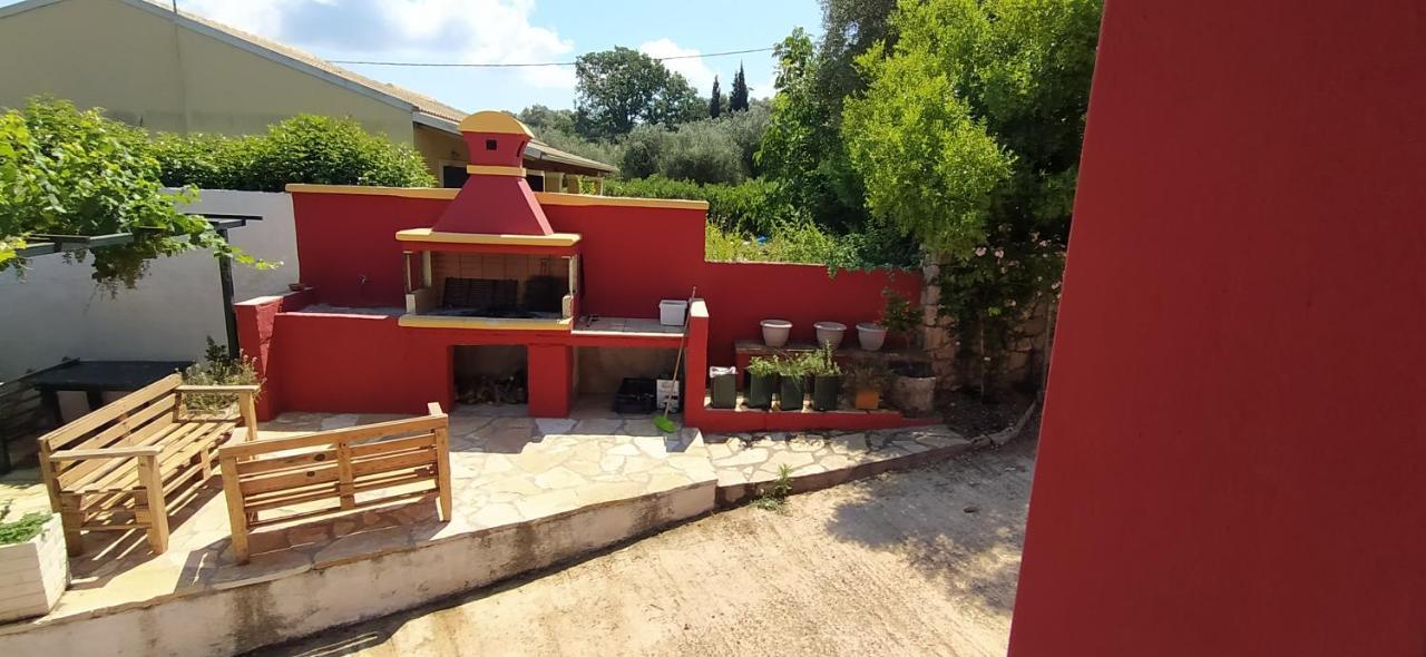 House In The Country ξενώνας Βάτος Εξωτερικό φωτογραφία