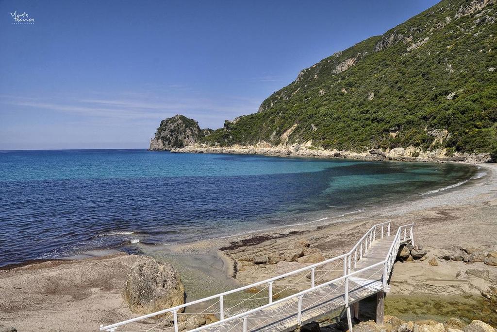 House In The Country ξενώνας Βάτος Εξωτερικό φωτογραφία