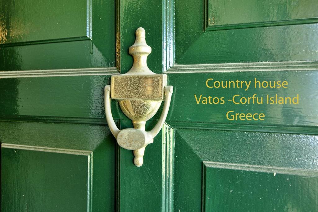 House In The Country ξενώνας Βάτος Εξωτερικό φωτογραφία