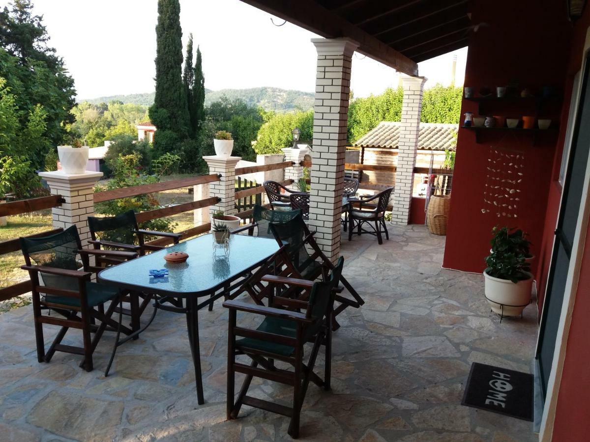 House In The Country ξενώνας Βάτος Εξωτερικό φωτογραφία